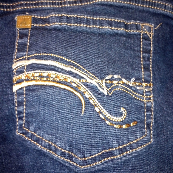 Aura Jeans By Wrangler. Size 14R - Picture 5 of 7